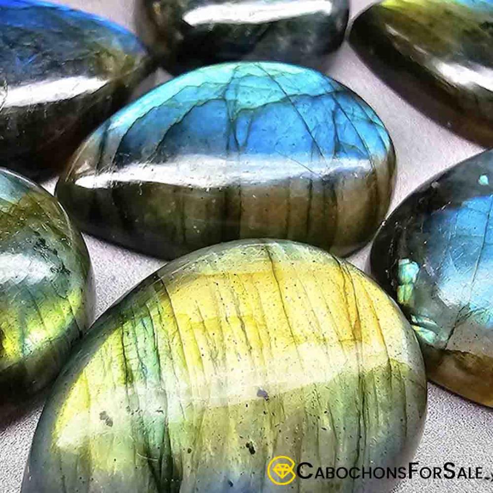 Labradorite Gemstone