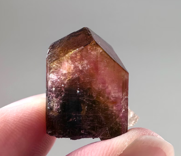 Liddicoatite Stone