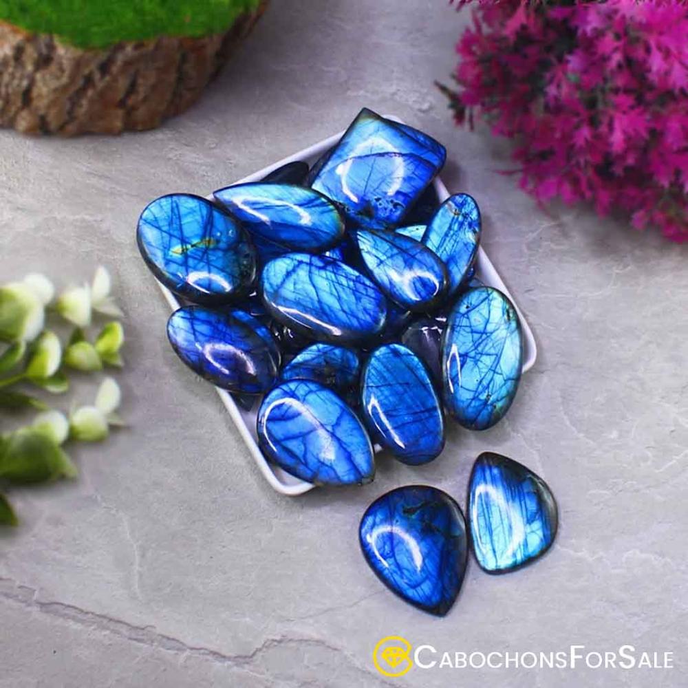 labradorite-gemstone-online